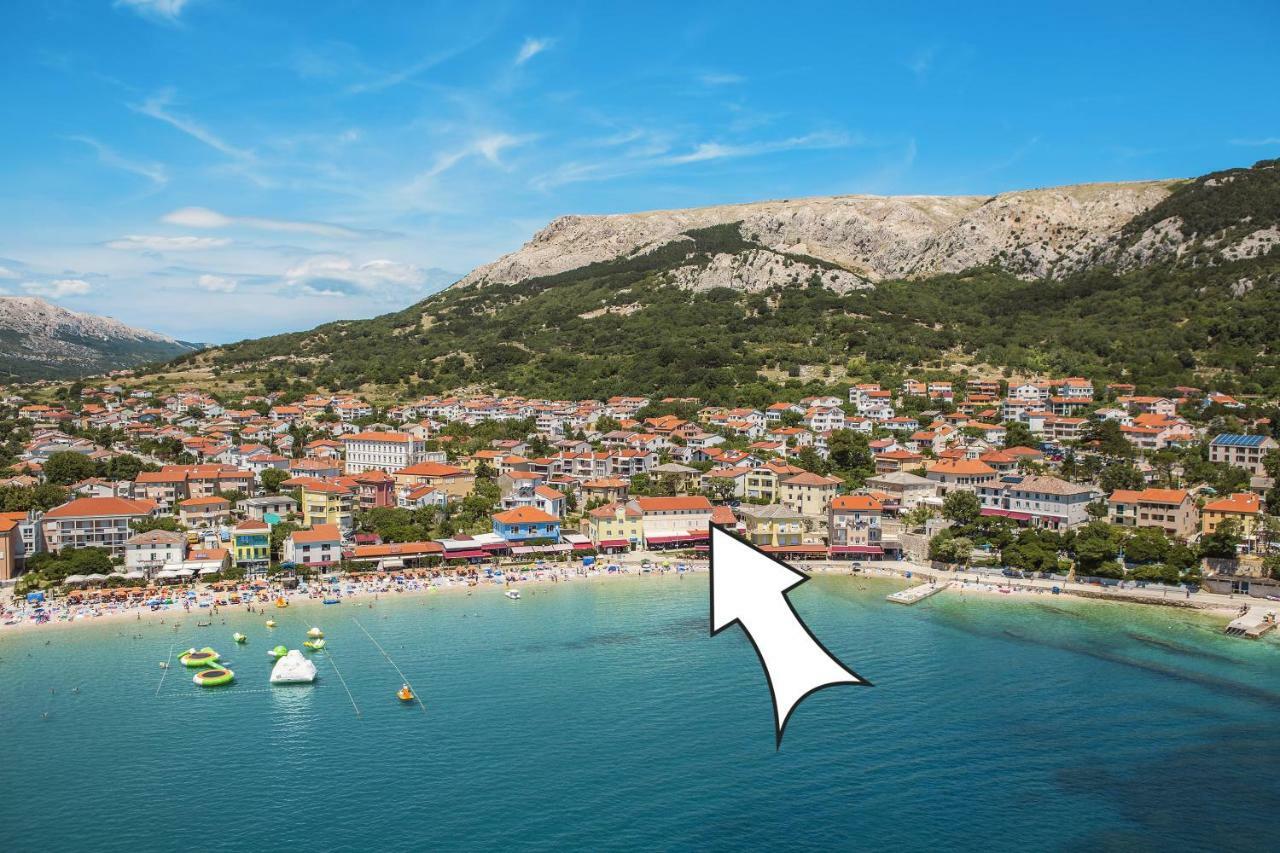 Apartment Bojan With Terrace And Sea View Baska  Bagian luar foto